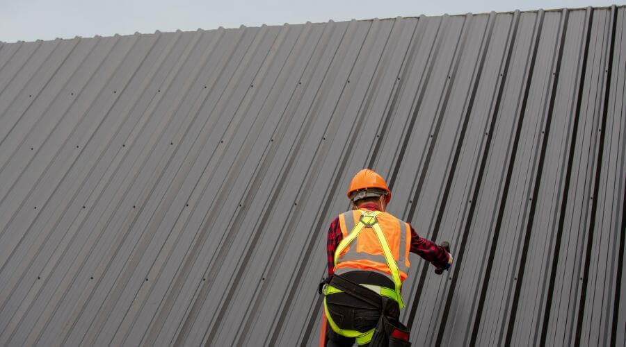 Professional gutter cleaning in Wilmot, NH
